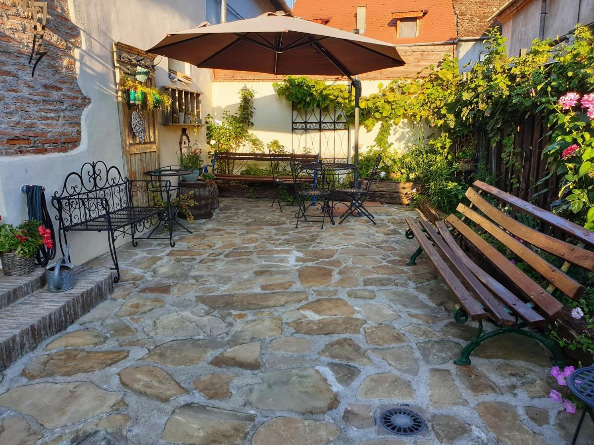 Casa Bertha Hotel Segesvár Kültér fotó